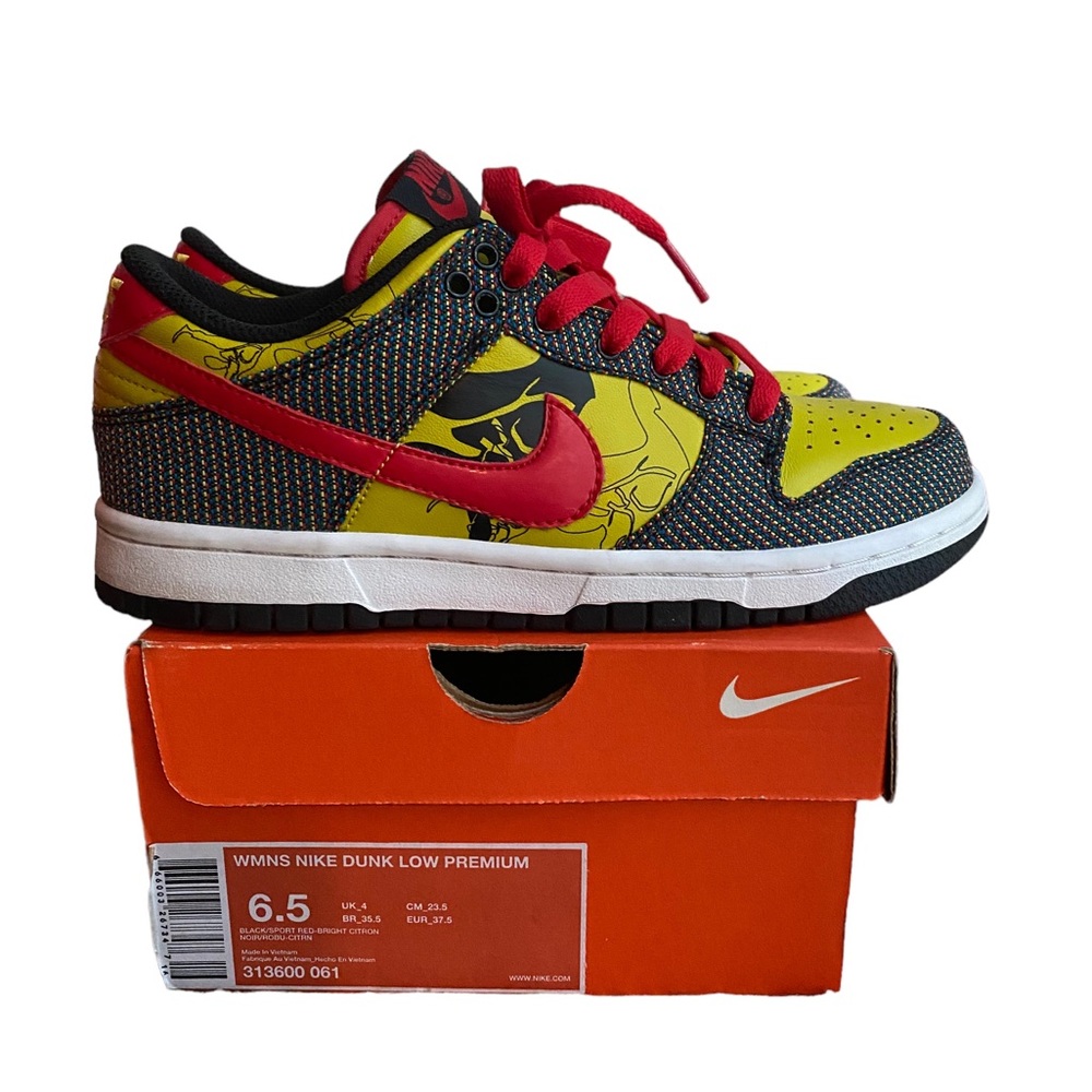 Wmns 6.5 - Nike Dunk Low Premium “Black/Sport Red-Bright Citron” 2007